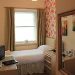 여관 Virginia House