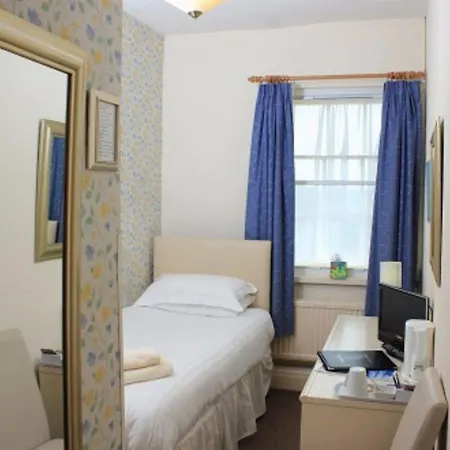 Virginia House Värdshus 3*