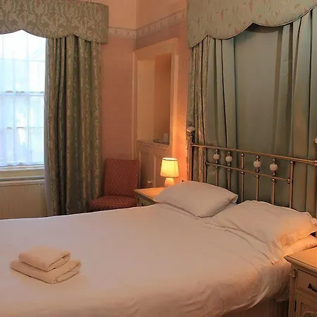 Virginia House Han/Misafirhane