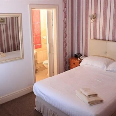 Virginia House Han/Misafirhane